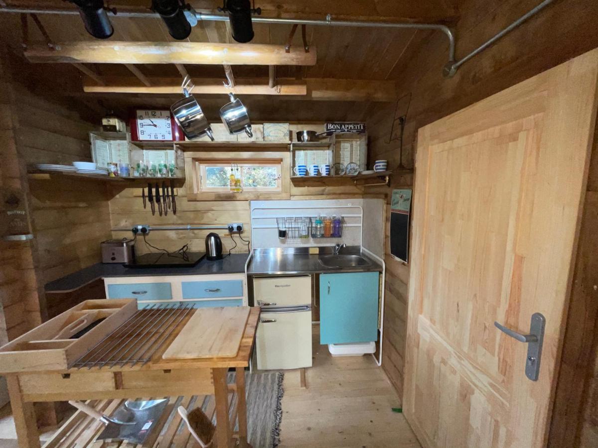 Retro Private Lodge With Hot Tub Nr Dartmoor Newton Abbot Bagian luar foto